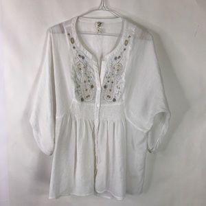 free people Top white crinkled embroidered peasant